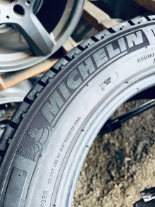 215 60 17C Michelin Agilis. Фото 8