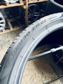 305 30 21 Pirelli PZero ELECT . Фото 11