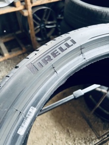 305 30 21 Pirelli PZero ELECT . Фото 9