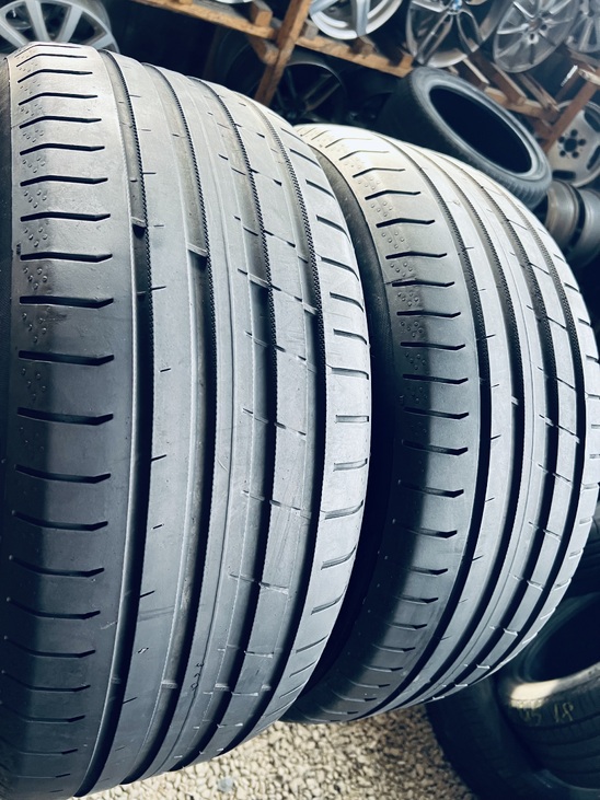 235 50 18 Nokian Poowerproof