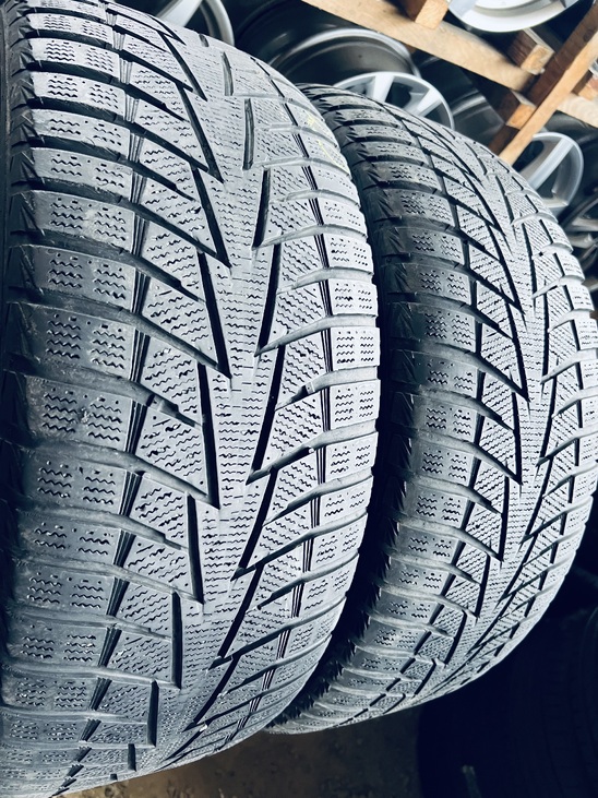255 45 20 Hankook Winter i'Cept X 