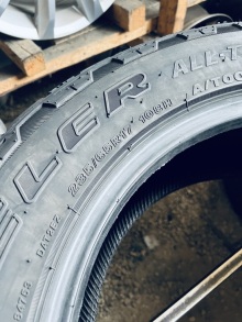 235 65 17  Bridgestone Dueller All-Tarrain. Фото 10