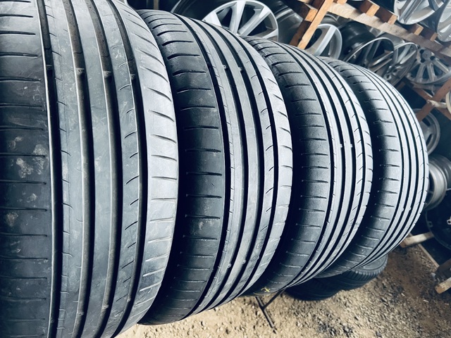 215 50 17 Dunlop SportBluResponse 