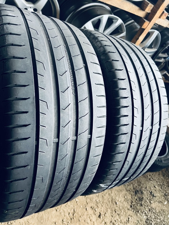 255 40 18 Continental PremiumContact7 