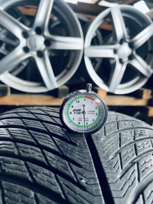 275 45 20 Michelin Pilot Alpin5 SUV ZP. Фото 6