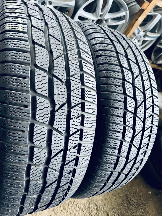 225 50 18 Continental ContiWinterContact TS830P