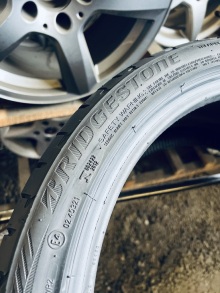 245 35 18 Bridgestone Potenza S001 . Фото 5