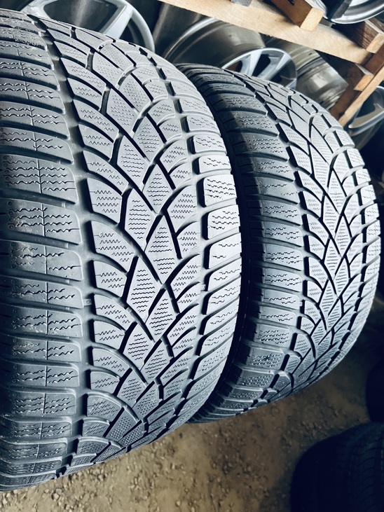 285 35 18 Dunlop Winter Sport 3D 