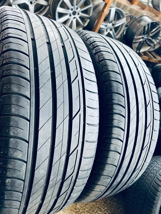 225 55 17 Bridgestone Turanza T001 