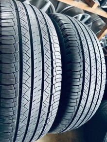 215 70 16 Michelin Latitude Tour HP