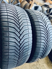 235 45 17 Michelin CrossClimate