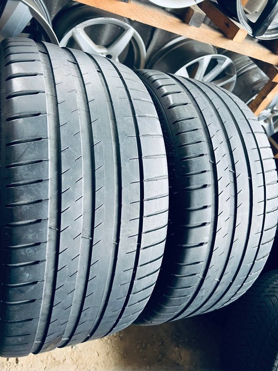 245 35 19 Falken Azenis FK510