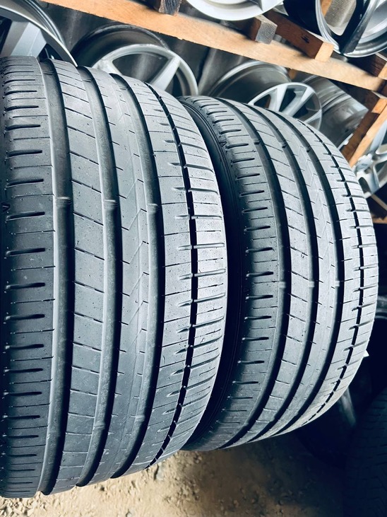245 35 19 Falken Azenis FK510