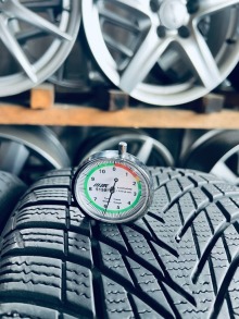 235 40 19 Goodyear UltraGrip Performance3 . Фото 13