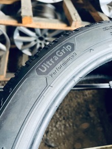 235 40 19 Goodyear UltraGrip Performance3 . Фото 11