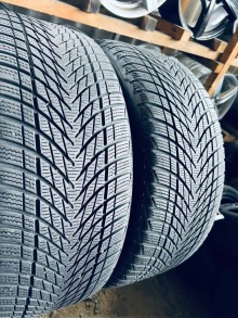 235 40 19 Goodyear UltraGrip Performance3 