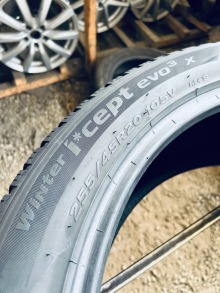 255 45 20 Hankook Winter I'Cept Evo3 X. Фото 11