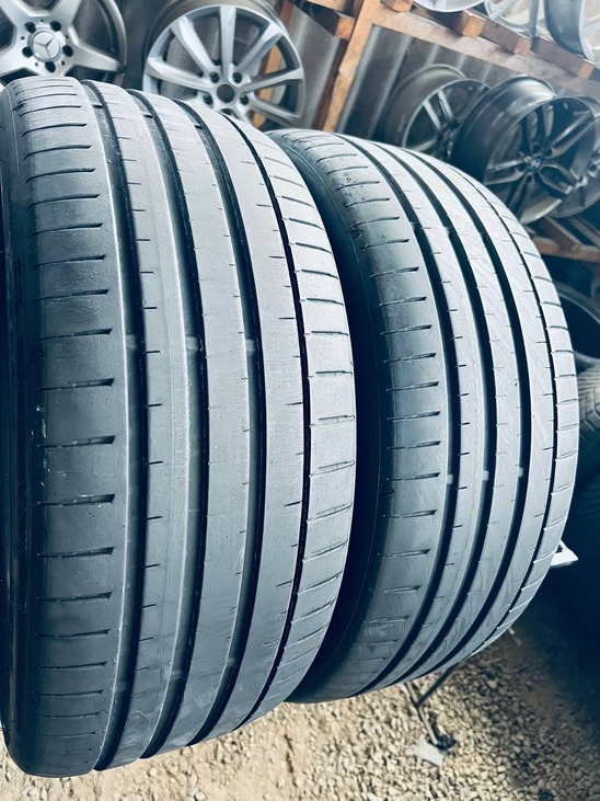 245 35 20 Falken Azenis FK520