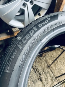 245 45 18 Hankook Winter i'Cept Evo3. Фото 7