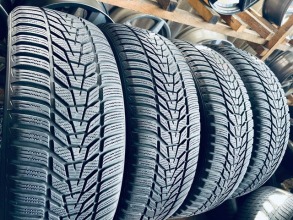 225 55 18 Hankook Winter i'Cept Evo3 X