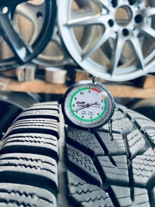 225 55 18 Hankook Winter i'Cept Evo3 X. Фото 7