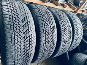235 45 20 Goodyear UltraGrip Performance 3 . Фото 3