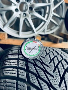 235 45 20 Goodyear UltraGrip Performance 3 . Фото 8
