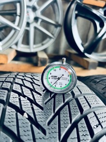 235 45 20 Goodyear UltraGrip Performance 3 . Фото 7