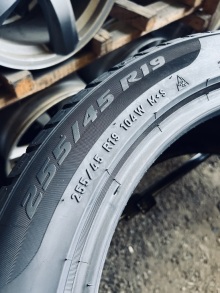 255 45 19 Pirelli Sottozero 3 . Фото 11