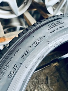  225 45 18 Bridgestone Blizzak LM005. Фото 9