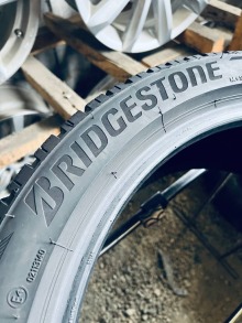  225 45 18 Bridgestone Blizzak LM005. Фото 7