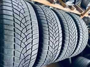  235 50 19 Goodyear UltraGrip Performance Gen-1 . Фото 3
