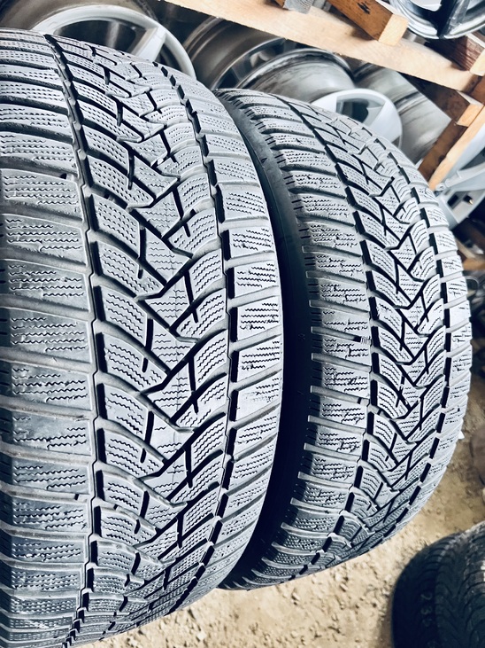 225 45 18 Dunlop Winter Sport 5 
