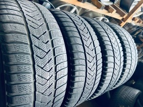 235 45 18 Pirelli Sottozero 3 Elect PNCS 