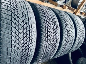 235 45 18 Goodyear UltraGrip Performance 3 Шини Резина Зимові . Фото 4