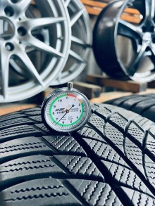  245 50 19 Bridgestone Blizzak LM001 Шини Резина Зимові. Фото 6