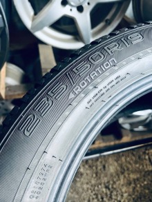 235 50 19 Nokian WR SUV4. Фото 9