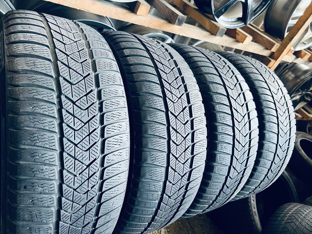  245 45 18 Pirelli Sottozero 3 RFT Шини Резина Зимові