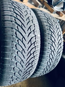 235 45 20 Nokian WR SUV4 Шини Резина Зимові . Фото 4