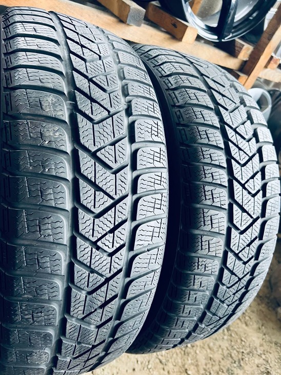  225 60 17 Pirelli Sottozero 3 Шини Резина Зимові