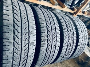 Шини Резина Зимові 235 65 16C Goodyear UltraGrip Cargo