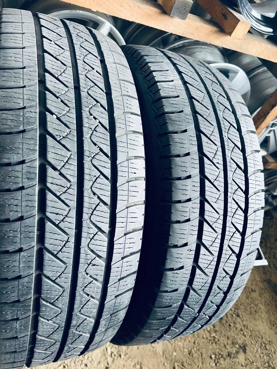  215 65 16C Goodyear Vector4Seasons Cargo Шини Резина Всесезонні