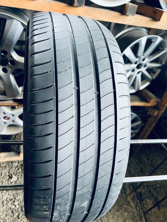  215 55 17 Michelin Primacy 3