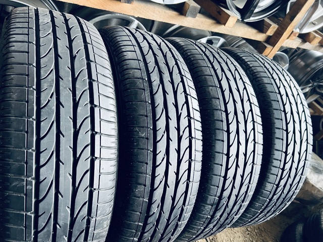 215 60 17 Bridgestone Dueler H/P Sport 