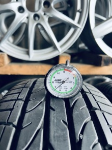 215 60 17 Bridgestone Dueler H/P Sport . Фото 9