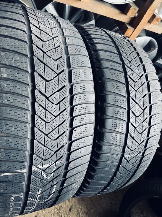  255 35 21 Pirelli Sottozero 3 Шини Резина Зимові