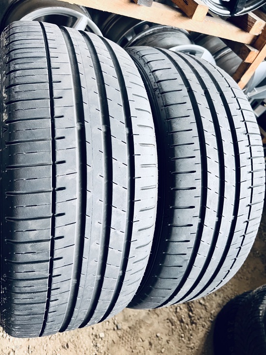 235 50 18 Falken Azenis FK510