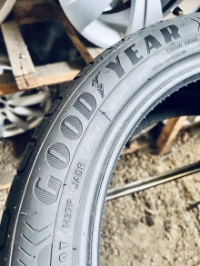 205 50 17 Goodyear Efficient Grip Performance . Фото 6