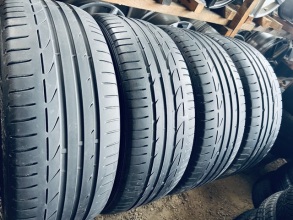 235 45 19 Bridgestone Potenza S001
