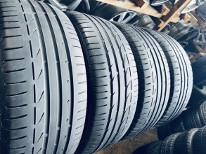 235 45 19 Bridgestone Potenza S001. Фото 6